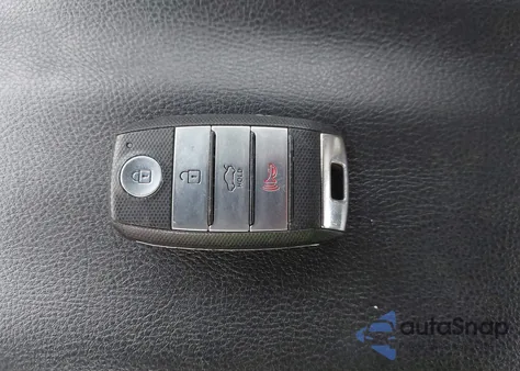 2016 Kia Optima Ex z USA, uszkodzony, nr VIN 5XXGU4L36GG097679